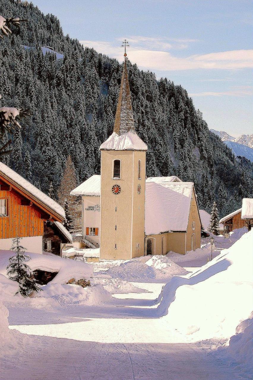Hotel Gasthof Kreuz Sonntag Buitenkant foto