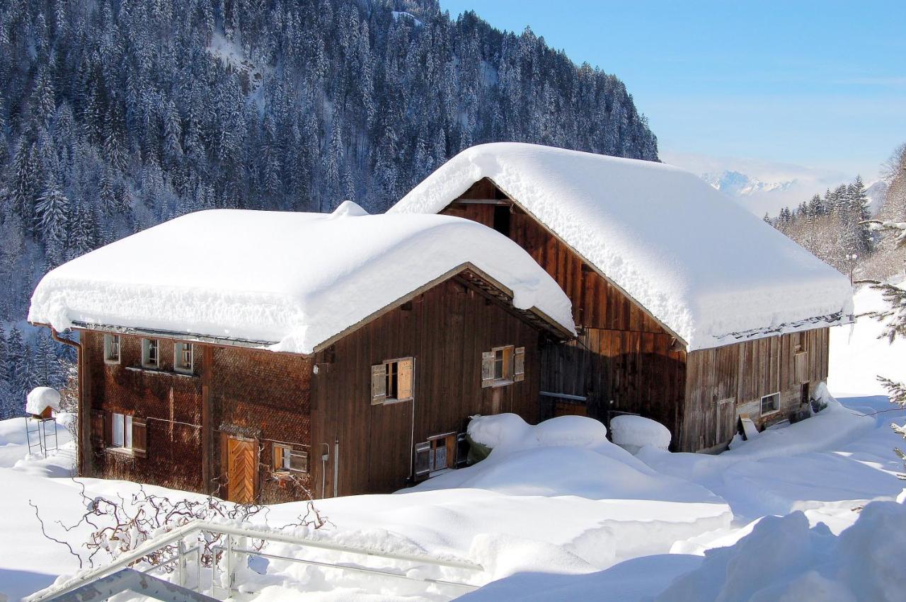 Hotel Gasthof Kreuz Sonntag Buitenkant foto